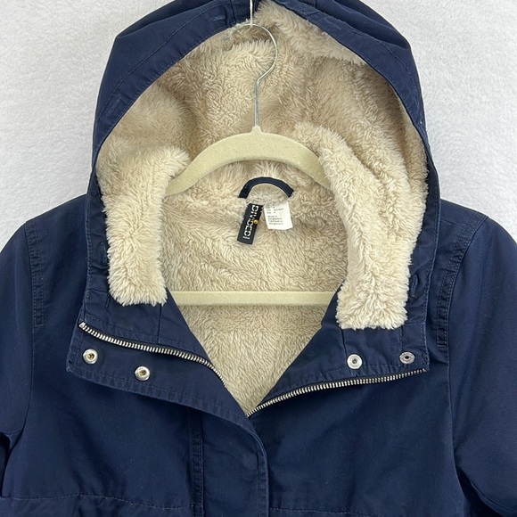 Divided by H & M Women’s Jacket / Coat Size 4 Navy Blue Faux Fur Lining - Picture 3 of 14